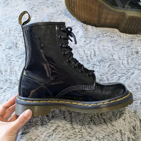 Dr. Martens Black 1460 Patent Leather Shiny Leather Boots Combat Lace Up Size 5 - Picture 5 of 12
